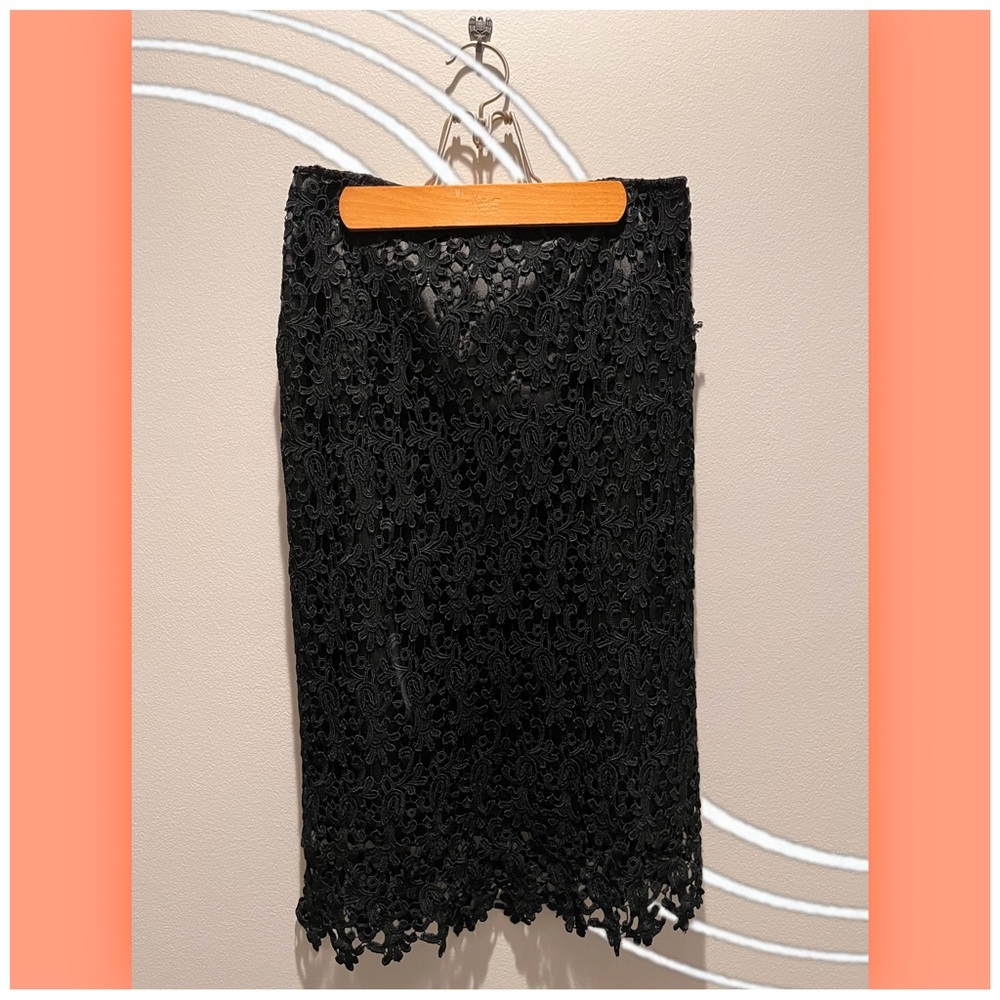 〰️Bloomingdales Lace Skirt➰